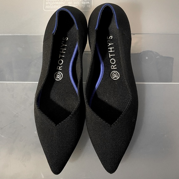 Rothy’s The Point Black Solid - Picture 1 of 8